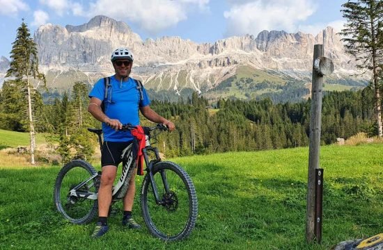 mountainbike-e-bike-steinegg-suedtirol (3)